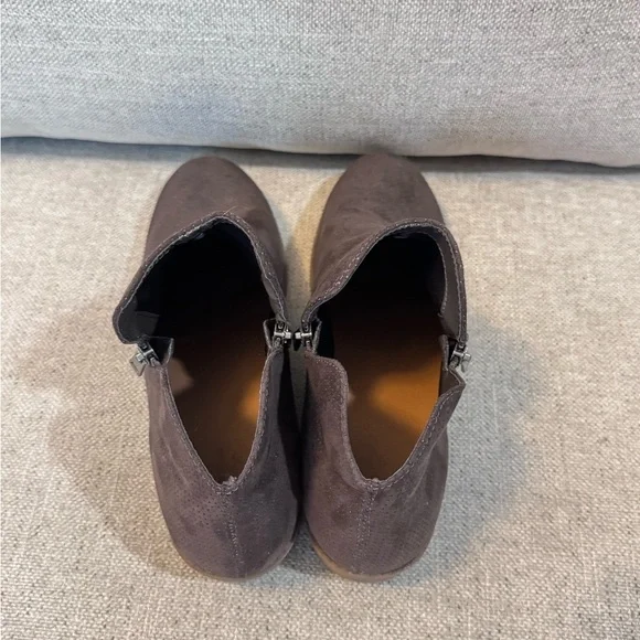 Universal Thread Dark Brown Ankle Boots sz 11 - Picture 6 of 10